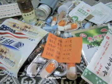 斯达舒,胃痛,一片,三次!