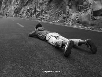 尼康D90相机抓拍进藏骑行者