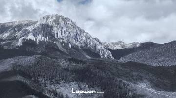 石卡雪山：香格里拉的观景平台