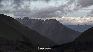 负重徒步穿越蚂蝗沟的前一夜