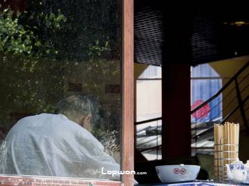 形单影只，再美味也无味了