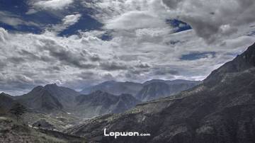 泸沽湖到香格里拉的公路由此过