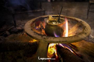 视频：三人行，中缅边境寻茶记