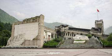 征途一夏:汶川地震,毁灭瞬间