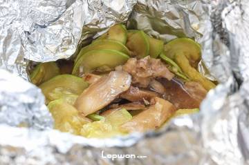 办公室烤焗鸡肉松茸