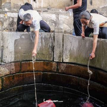 昆明至河口，火车吃旅