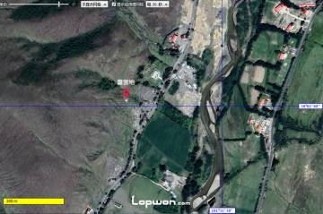 在四川新都桥的星空下搭帐篷！