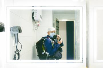 2021年12月13日，湖北省宜昌市，自拍一张。by Lopwon