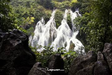 2022年01月14日，贵州省荔波县，小七孔一景。by Lopwon