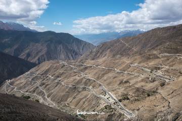 2018年05月17日，西藏自治区昌都市，邦达好多拐。by Lopwon