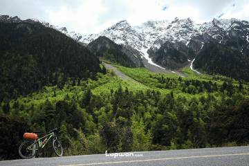 2018年05月19日，西藏自治区林芝市，前往波密。by Lopwon