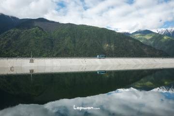 2018年05月22日，西藏自治区林芝市，前往工布江达。by Lopwon