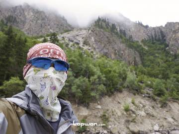 2013年07月19日，西藏自治区波密县，自拍一张。by Lopwon