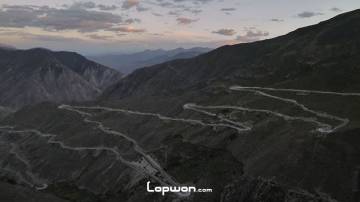 2013年08月01日，西藏自治区八宿县，邦达好多拐。by Lopwon