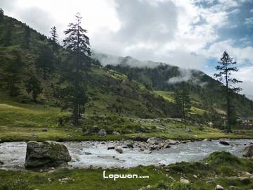 2013年07月18日，西藏自治区左贡县，路上一景。by Lopwon